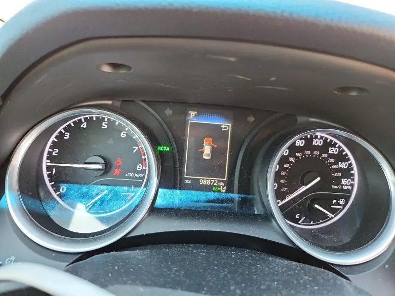2018 TOYOTA CAMRY SE  