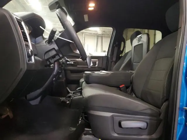 2024 RAM 1500 CLASSIC SLT