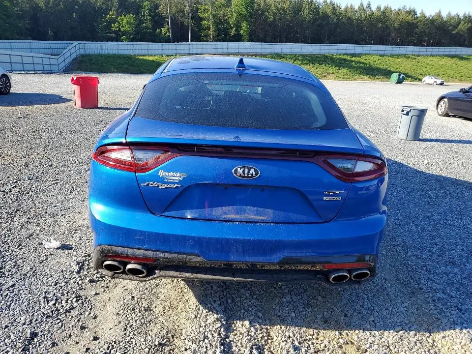 2019 KIA STINGER GT2  