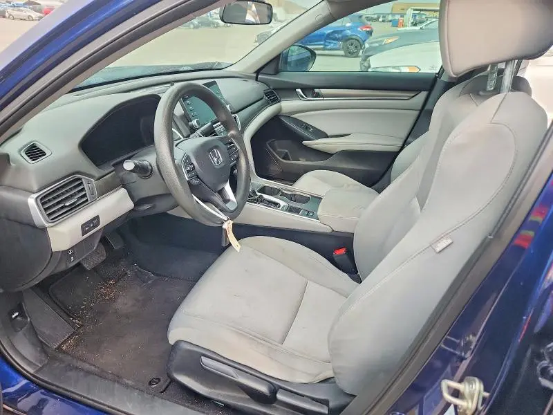 2018 HONDA ACCORD LX  
