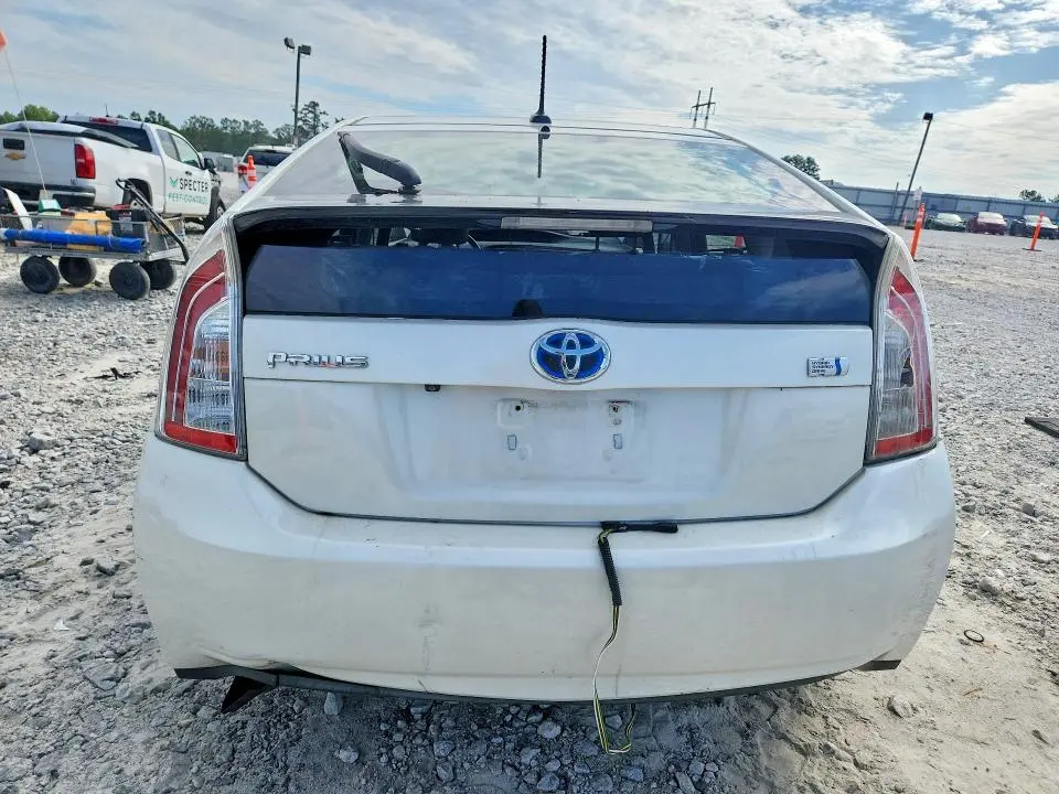 2015 TOYOTA PRIUS FOUR  