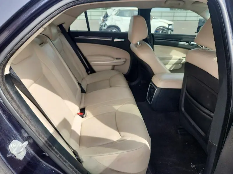 2018 CHRYSLER 300 LIMITED  