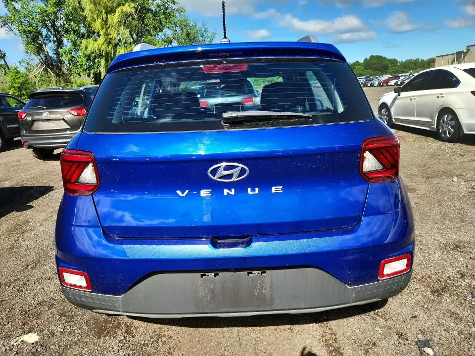 2023 HYUNDAI VENUE LIMITED  