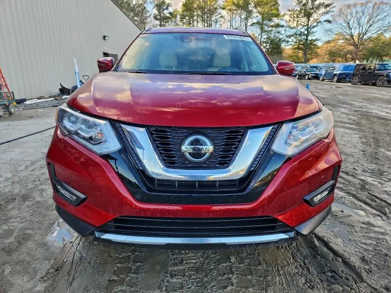 2019 NISSAN ROGUE S  
