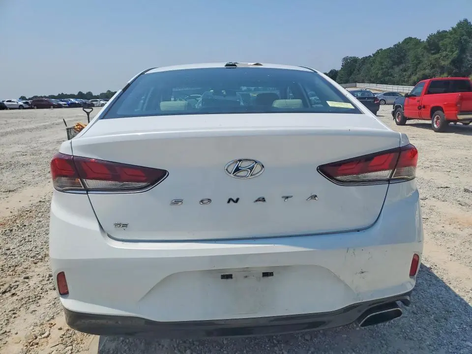 2018 HYUNDAI SONATA SE  