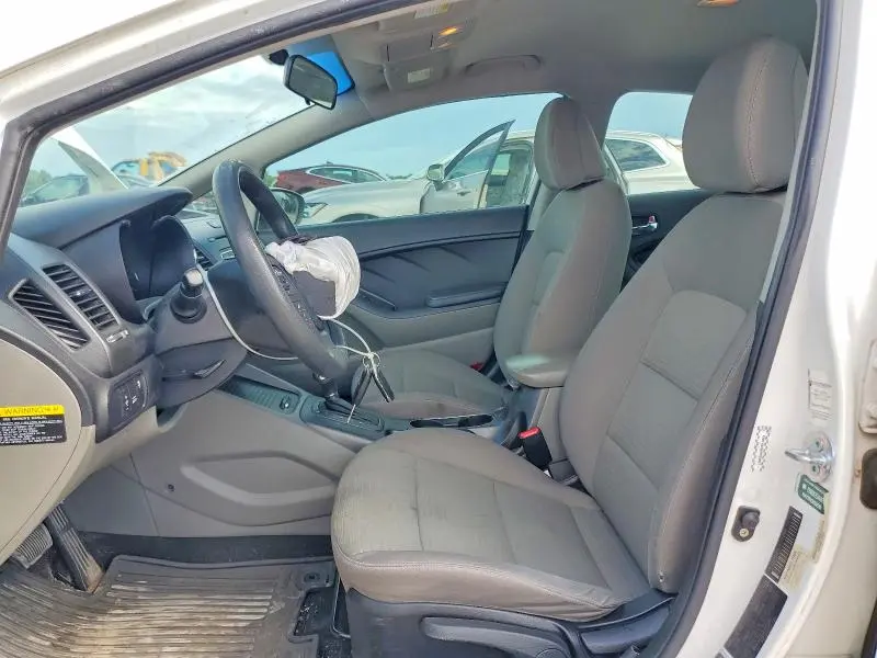 2014 KIA FORTE LX  