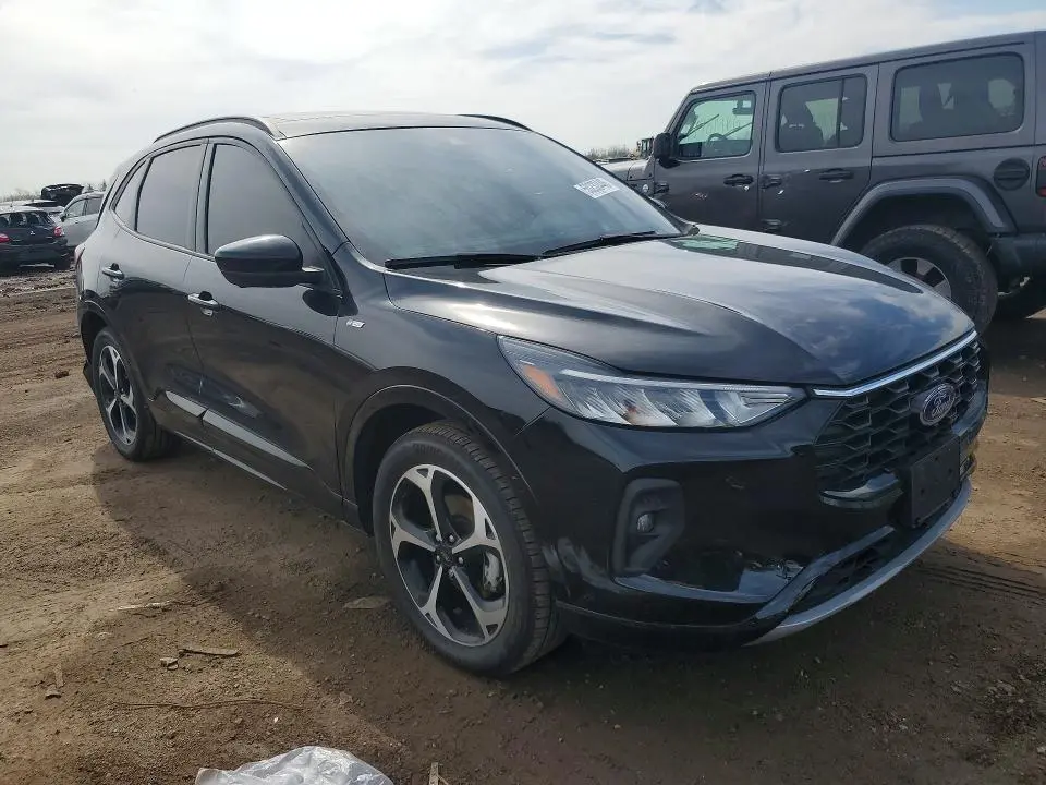 2024 FORD ESCAPE ST LINE SELECT  
