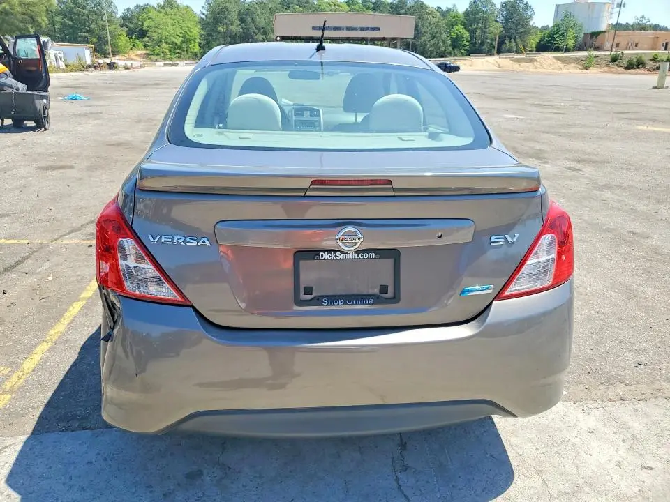 2015 NISSAN VERSA 1.6 SV  