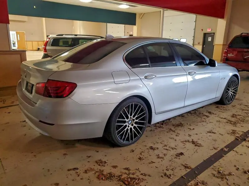 2013 BMW 528 XI  