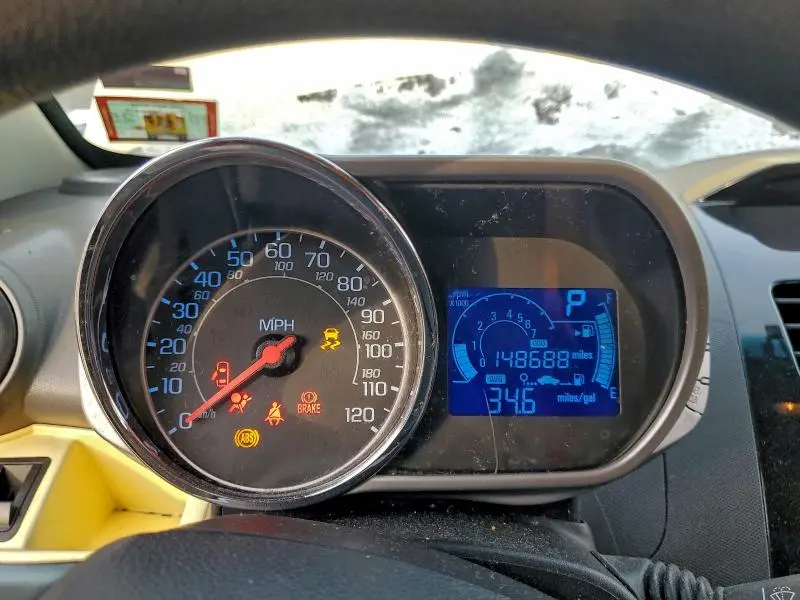 2014 CHEVROLET SPARK 1LT  