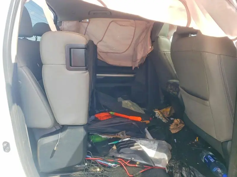 2017 TOYOTA TUNDRA CREWMAX LIMITED  
