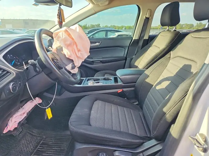 2021 FORD EDGE SE  
