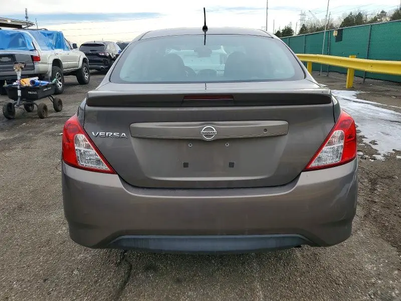 2015 NISSAN VERSA S  