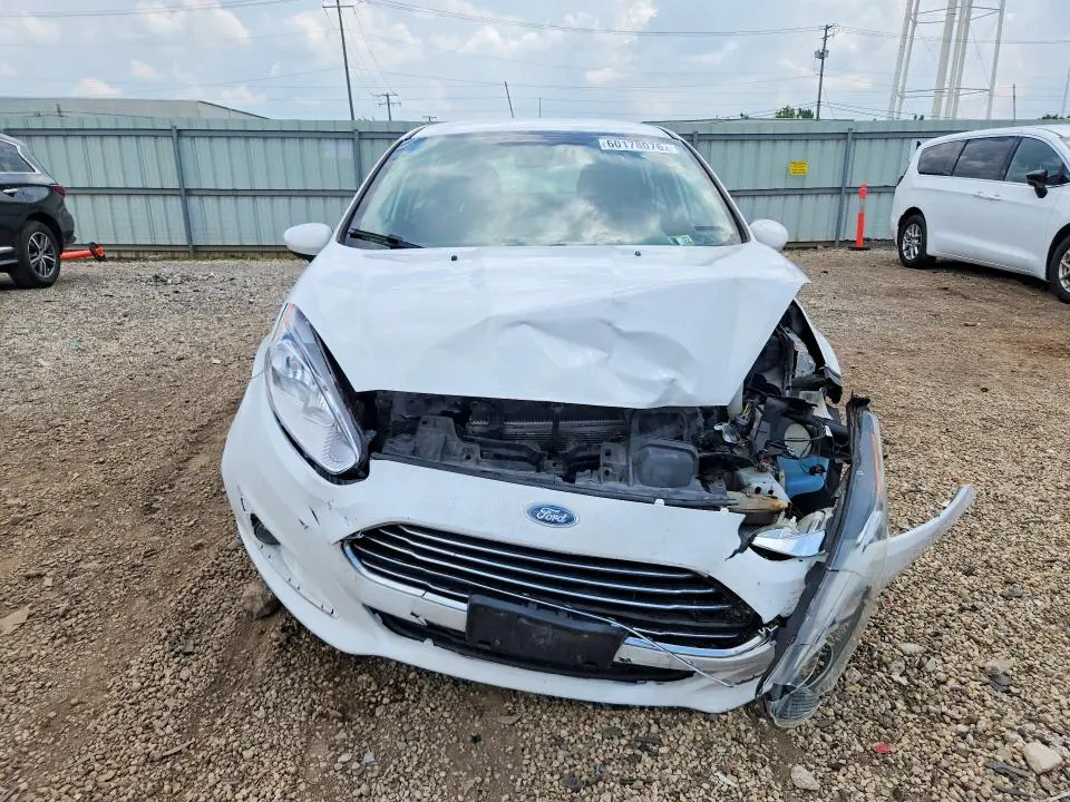 2019 FORD FIESTA SE  