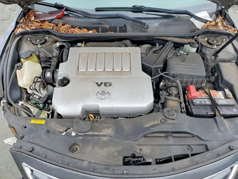 2011 TOYOTA CAMRY SE  