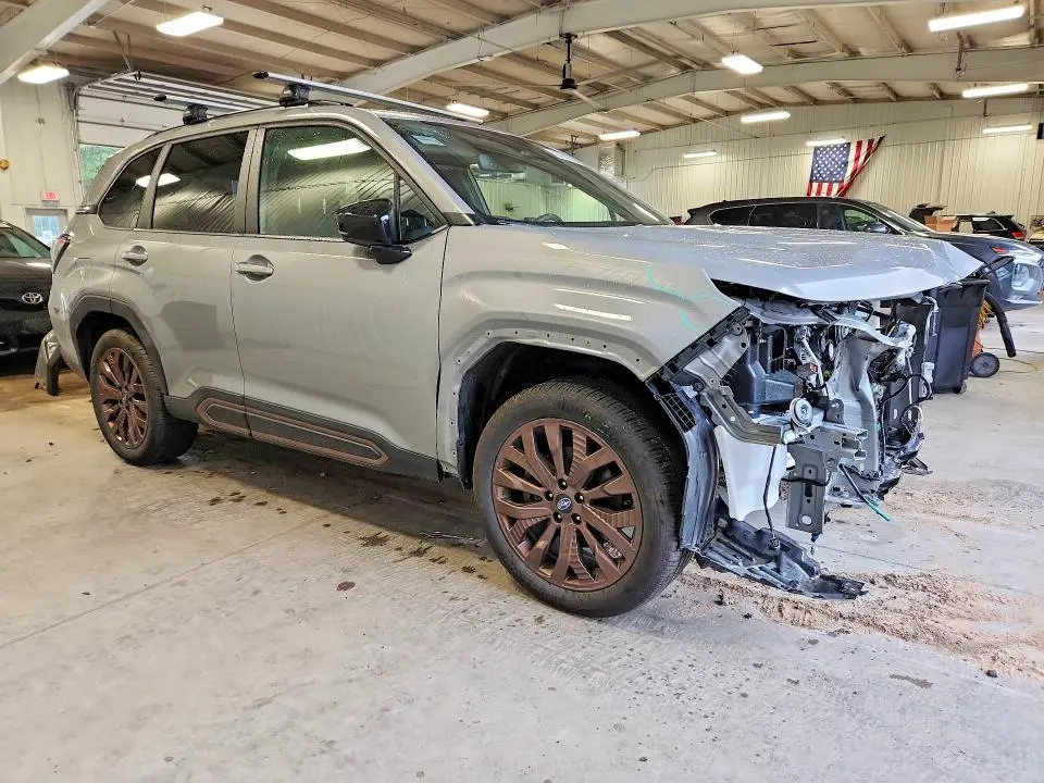 2025 SUBARU FORESTER SPORT  