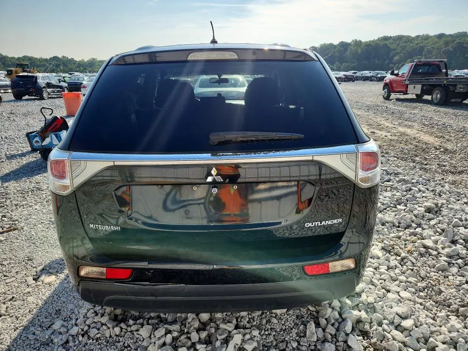 2014 MITSUBISHI OUTLANDER SE  