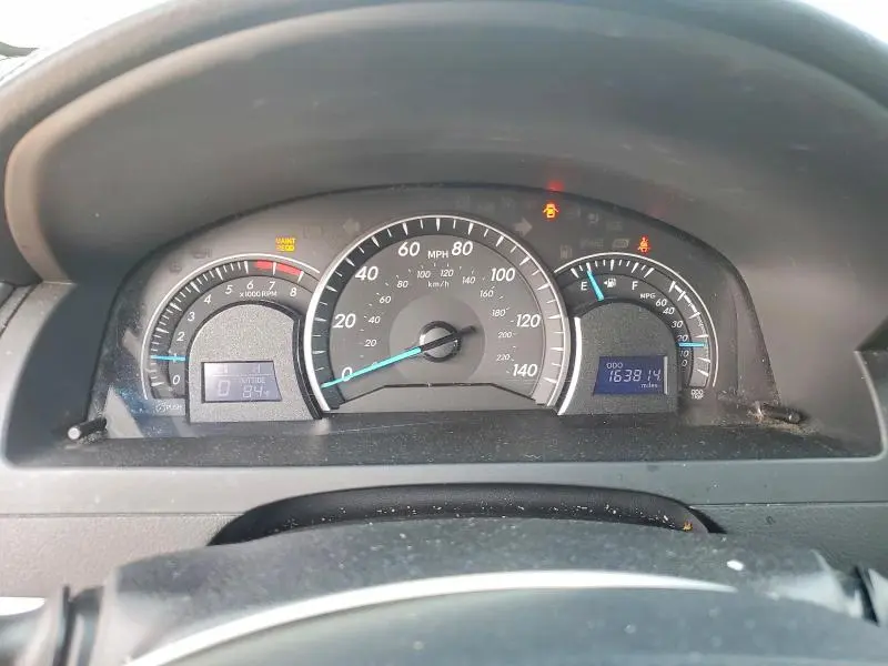 2013 TOYOTA CAMRY LE  