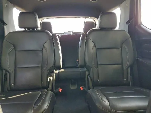 2022 CHEVROLET TRAVERSE LT  