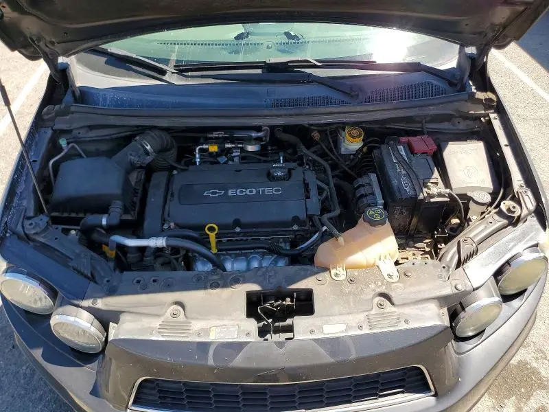 2015 CHEVROLET SONIC LT  