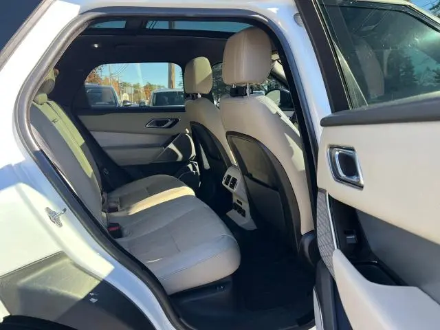 2019 LAND ROVER RANGE ROVER VELAR R-DYNAMIC SE  