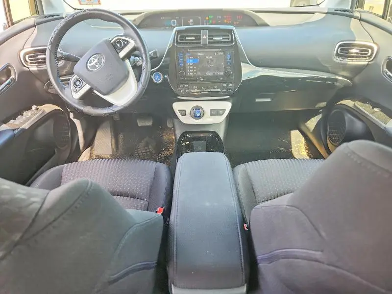 2018 TOYOTA PRIUS THREE  