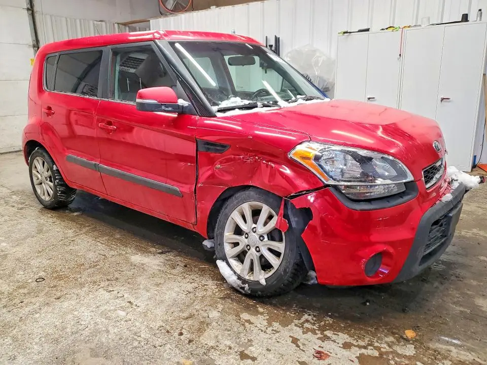 2012 KIA SOUL +  