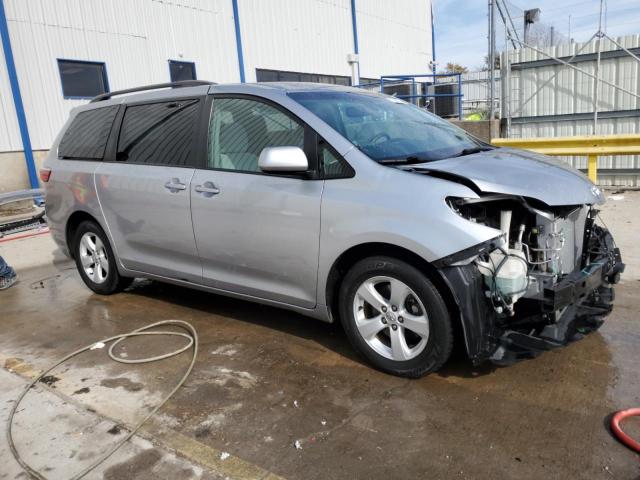 2015 TOYOTA SIENNA LE