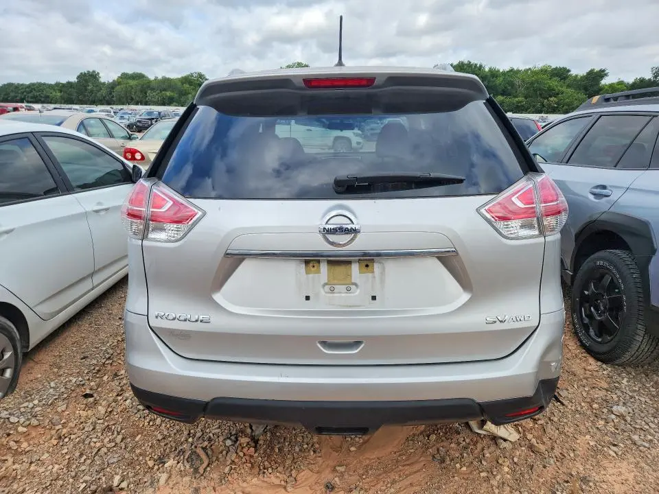 2016 NISSAN ROGUE SV  