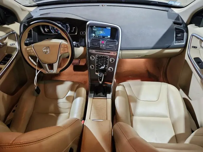 2015 VOLVO XC60 T5 PREMIER  