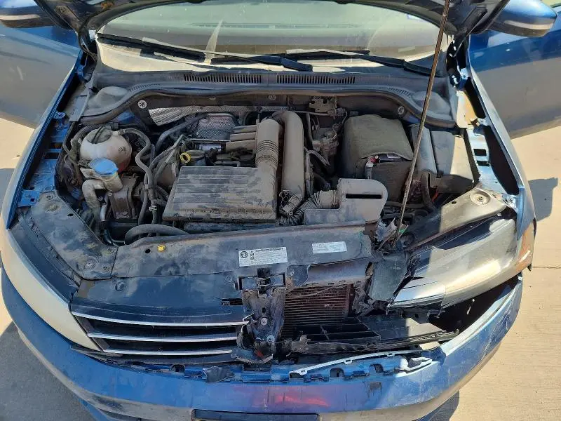 2017 VOLKSWAGEN JETTA SE  