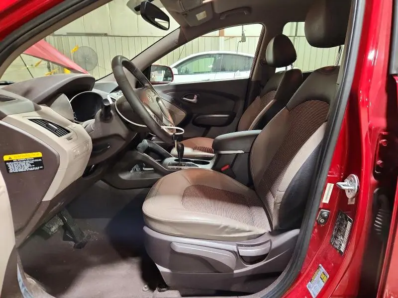 2010 HYUNDAI TUCSON GLS  