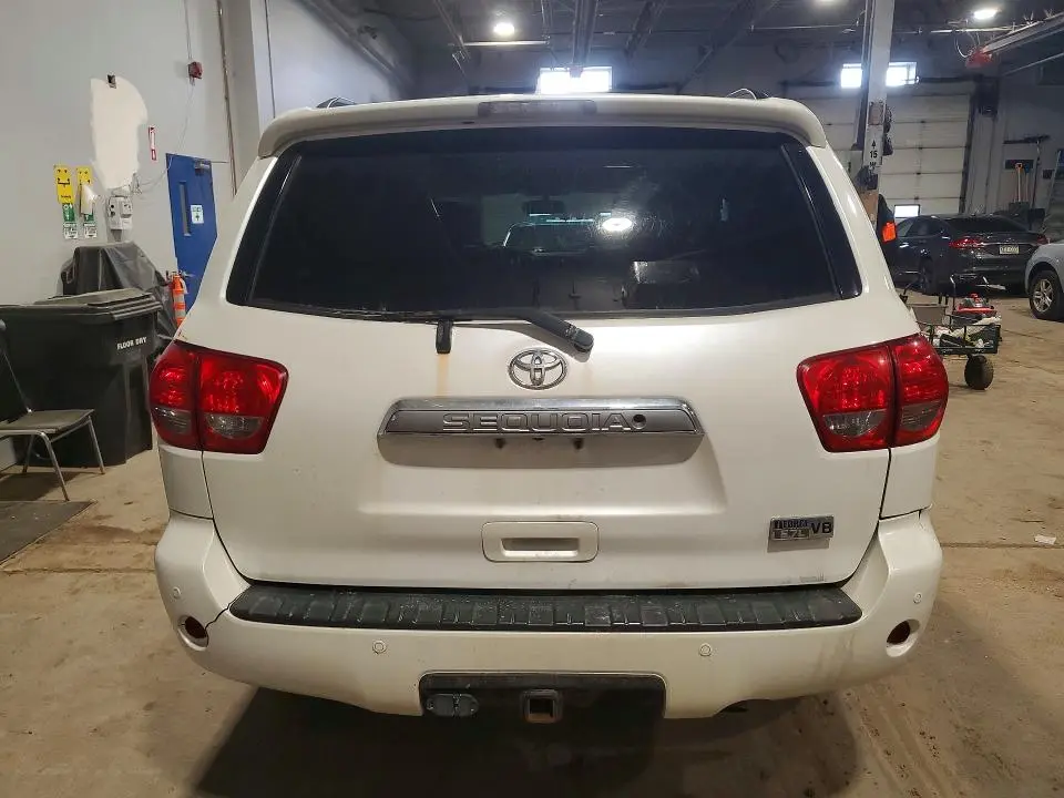 2012 TOYOTA SEQOUIA   