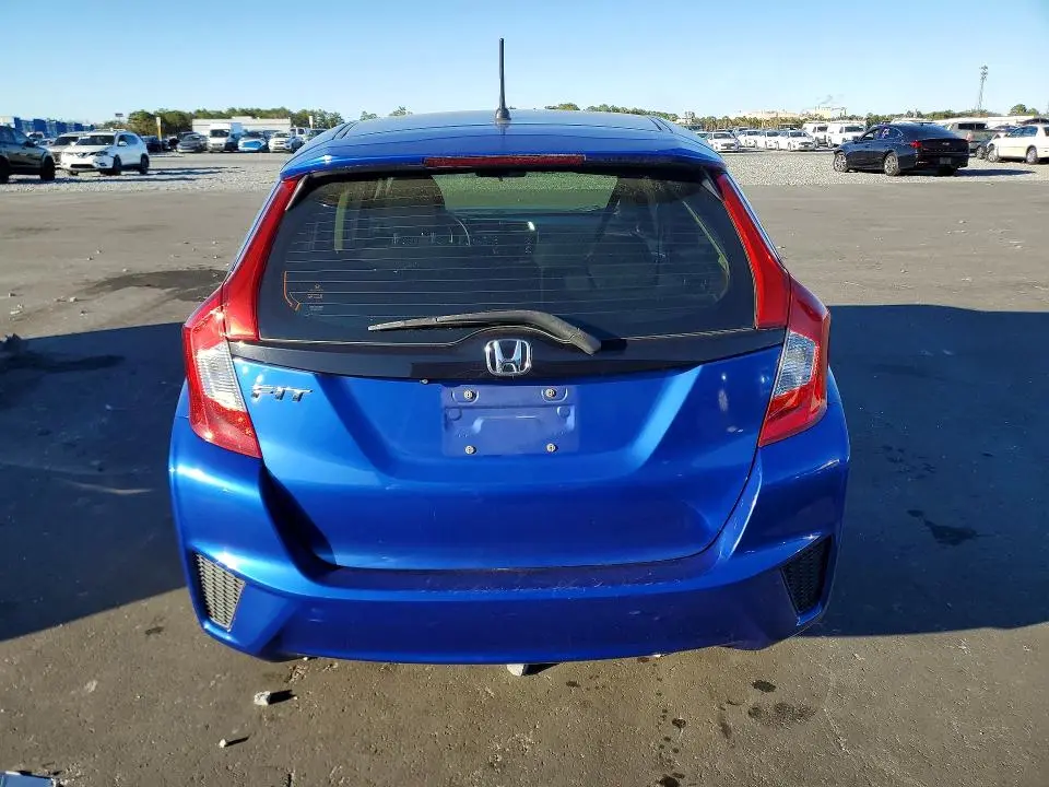 2016 HONDA FIT LX  