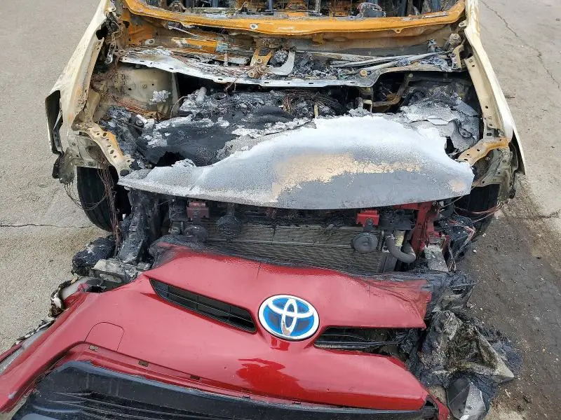 2015 TOYOTA PRIUS FOUR  