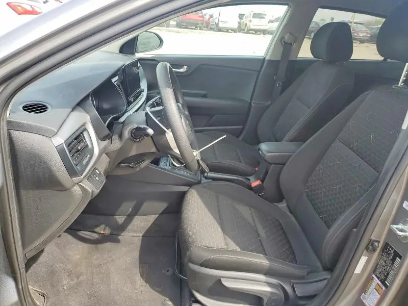 2022 KIA RIO S  