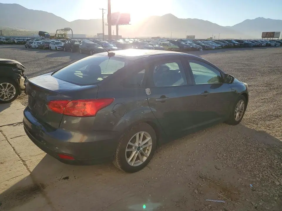 2018 FORD FOCUS SE  