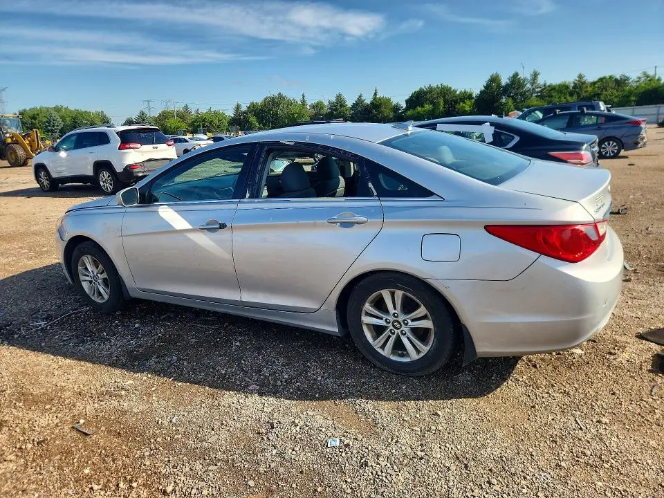 2013 HYUNDAI SONATA GLS  
