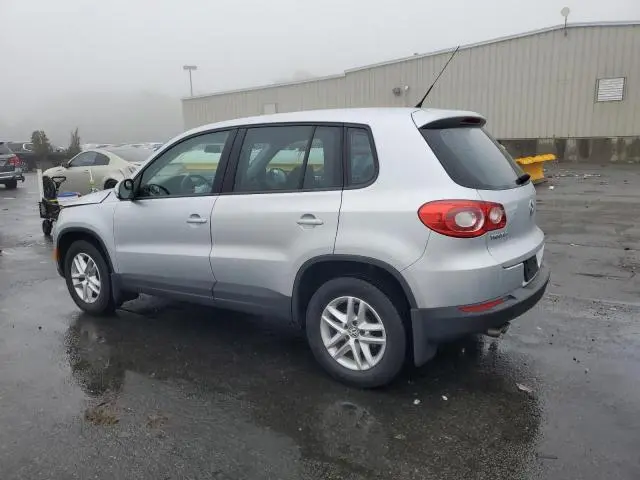 2011 VOLKSWAGEN TIGUAN S  