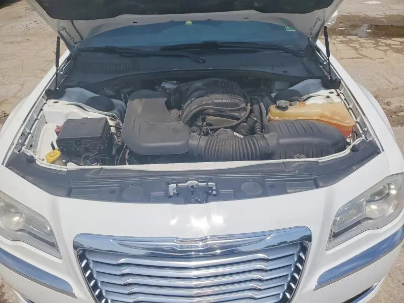 2013 CHRYSLER 300   