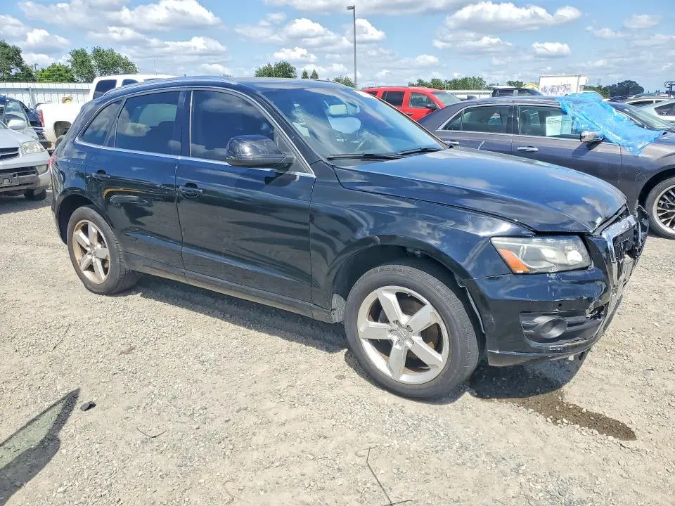 2010 AUDI Q5 PREMIUM PLUS  