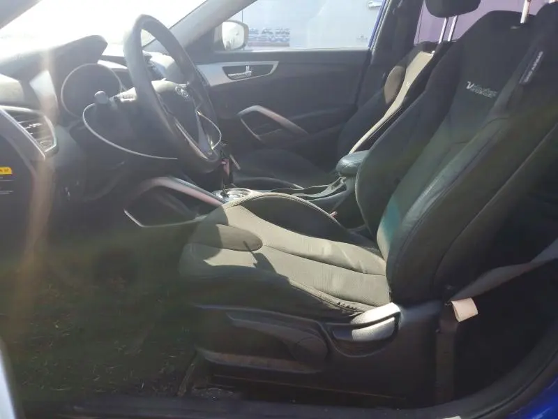 2012 HYUNDAI VELOSTER BASE  