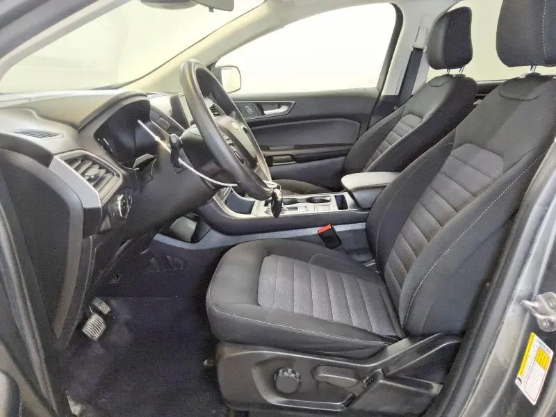 2023 FORD EDGE SE  