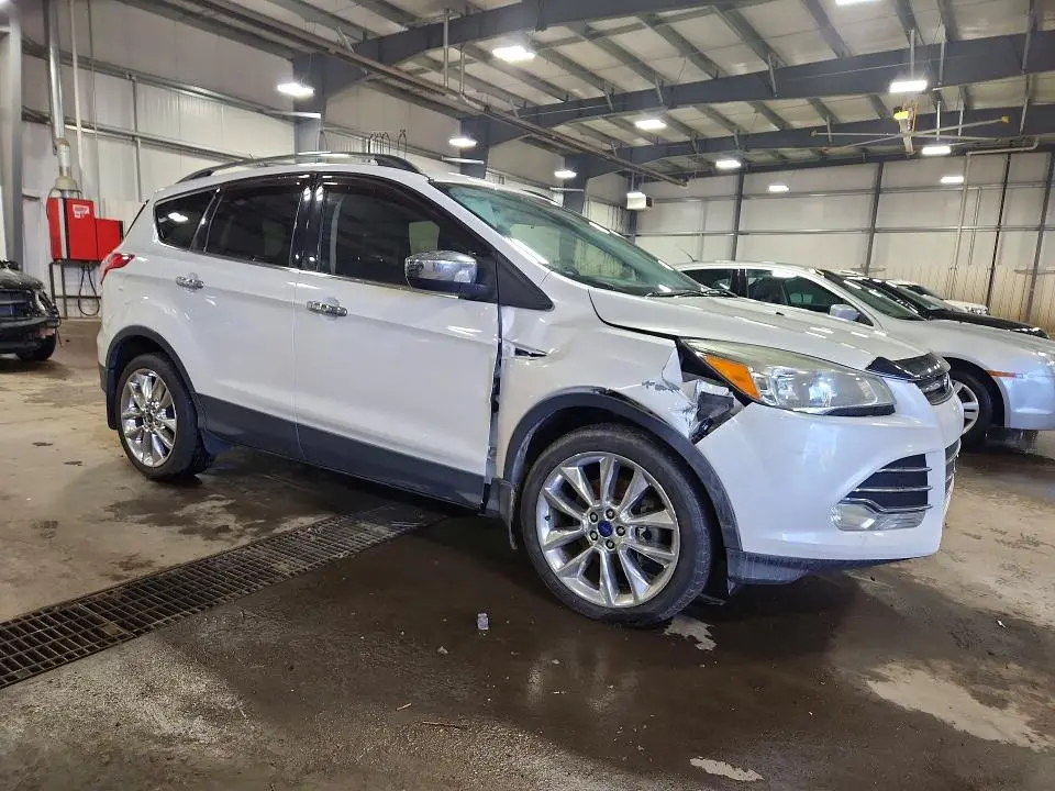 2016 FORD ESCAPE SE  