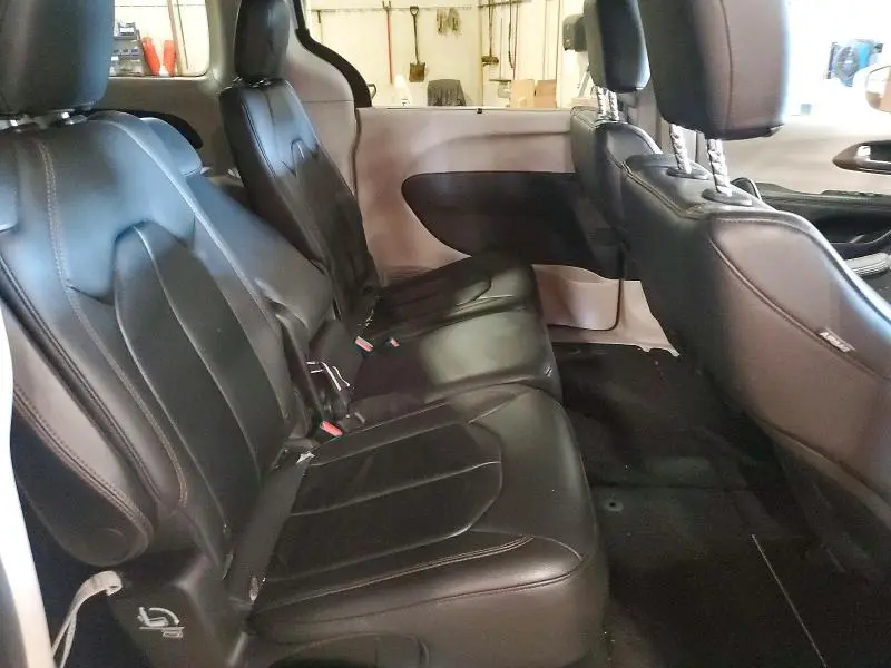 2017 CHRYSLER PACIFICA TOURING L  