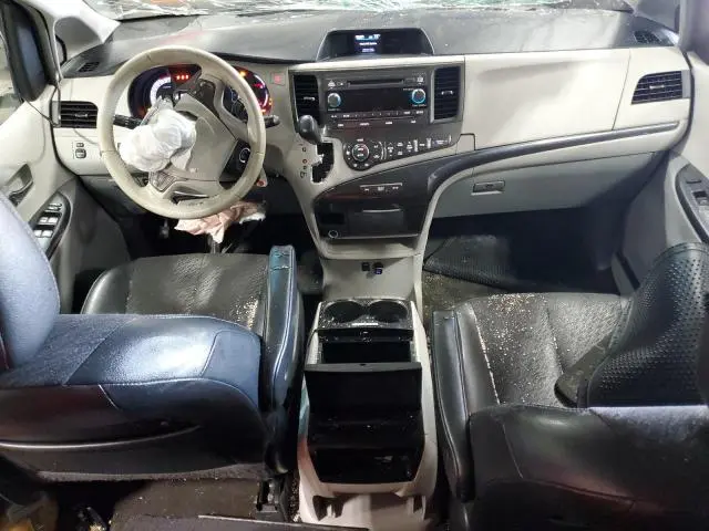 2014 TOYOTA SIENNA SPORT  