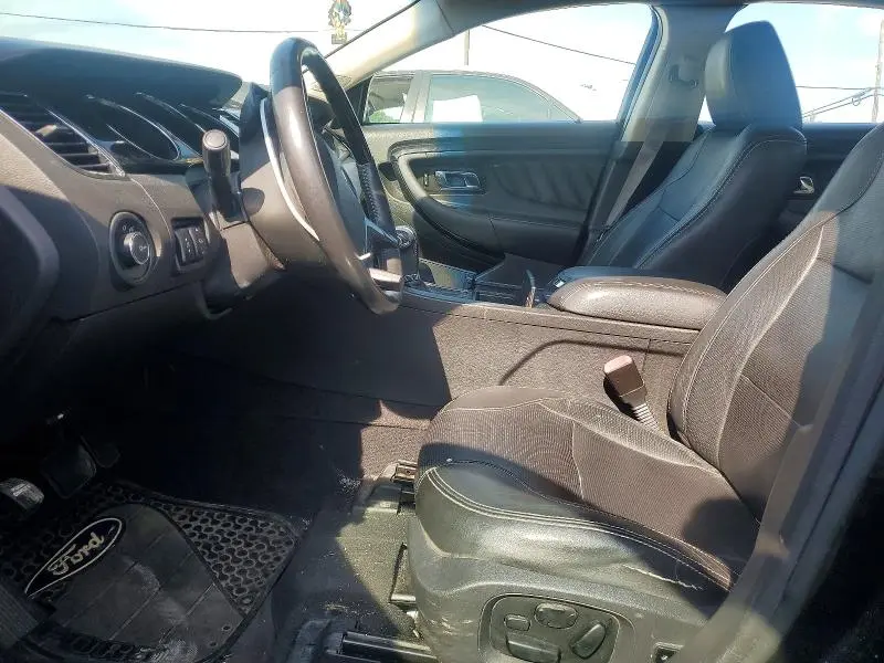 2010 FORD TAURUS LIMITED  