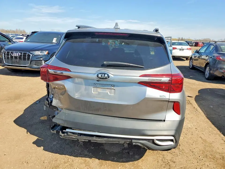 2021 KIA SELTOS EX  