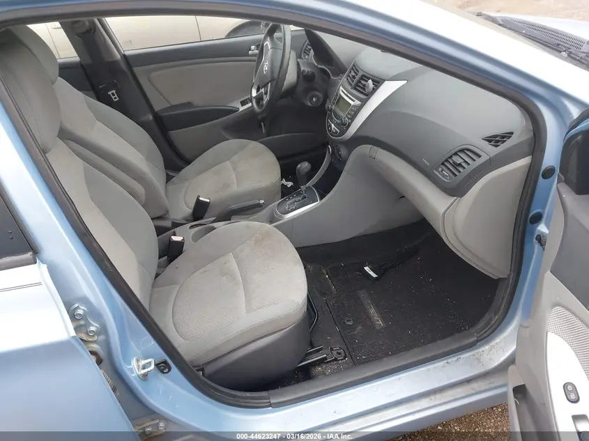 2012 HYUNDAI ACCENT GS