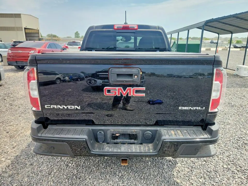 2019 GMC CANYON DENALI  